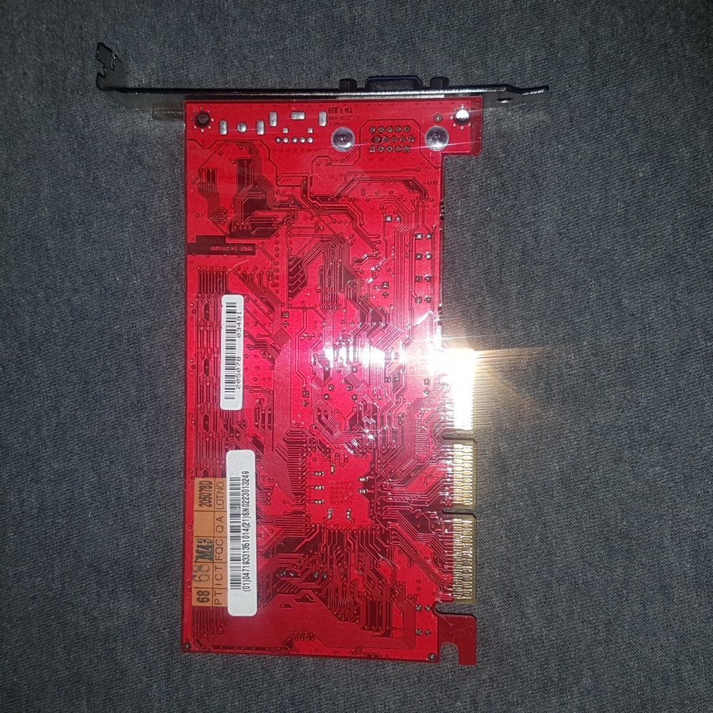 Graphic card - Picture 3 of 3